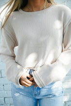 Load image into Gallery viewer, Fall Air Cropped Top