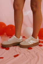 Load image into Gallery viewer, Shay Color Block Platform Sneaker