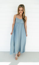 Load image into Gallery viewer, Ocean Oasis Pleated Midi Dress
