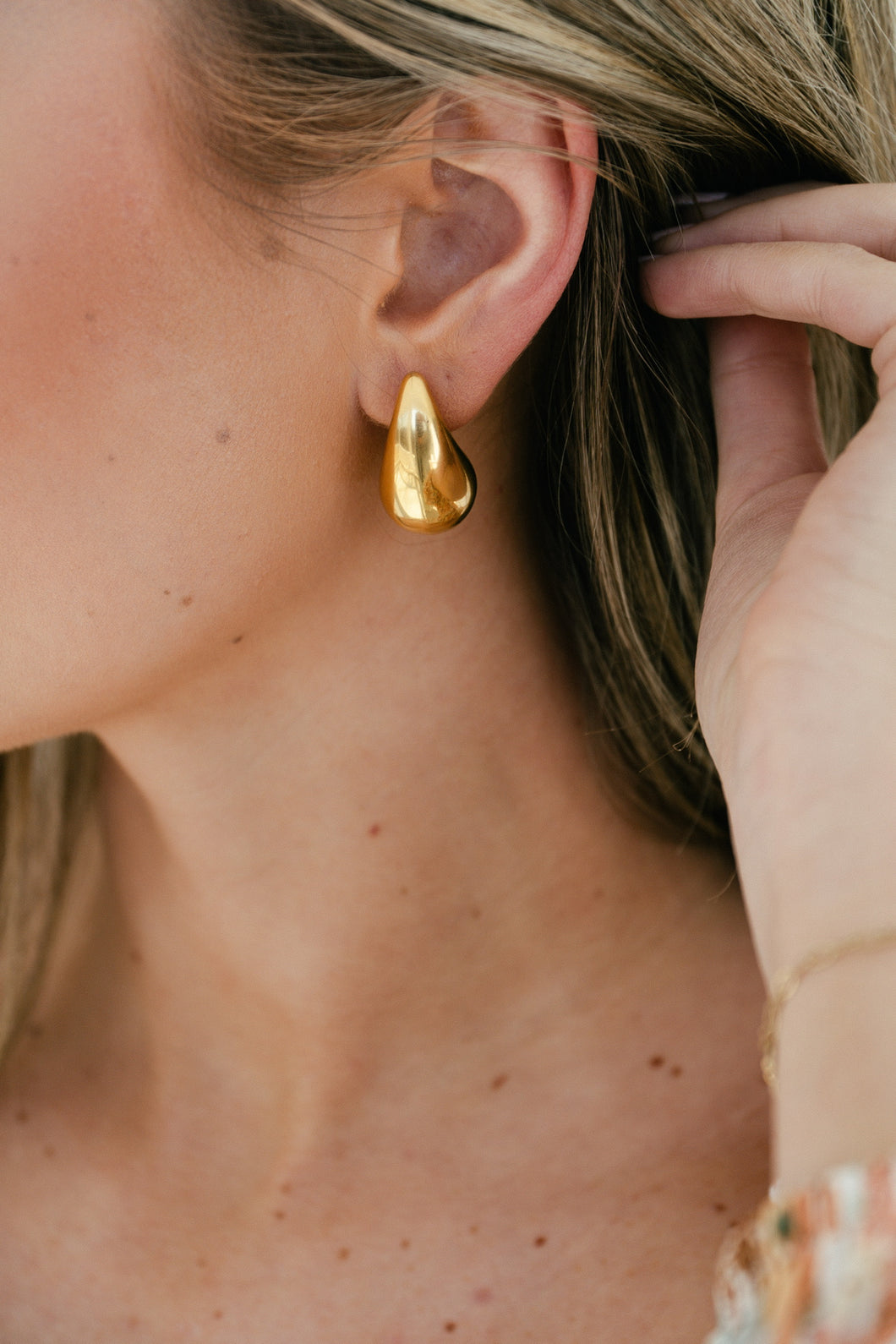 Huggie Droplet Gold Earrings