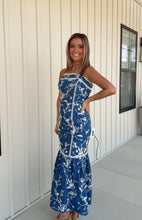 Load image into Gallery viewer, Ivy Garden Embroidered Midi Dress
