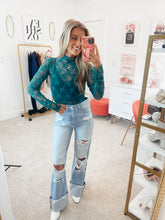 Load image into Gallery viewer, Layer It Up Lace Top - Hunter Green
