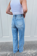 Load image into Gallery viewer, Wide Leg Crossover Straight Leg Jeans
