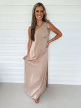 Load image into Gallery viewer, Champagne Spritz Maxi Dress
