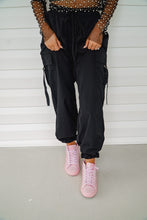 Load image into Gallery viewer, Envy You Cargo Pants-Black
