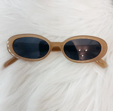 Load image into Gallery viewer, Whit Geometric Retro Sunglasses
