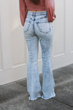 Load image into Gallery viewer, Kan Can Acid Wash Flare Jeans

